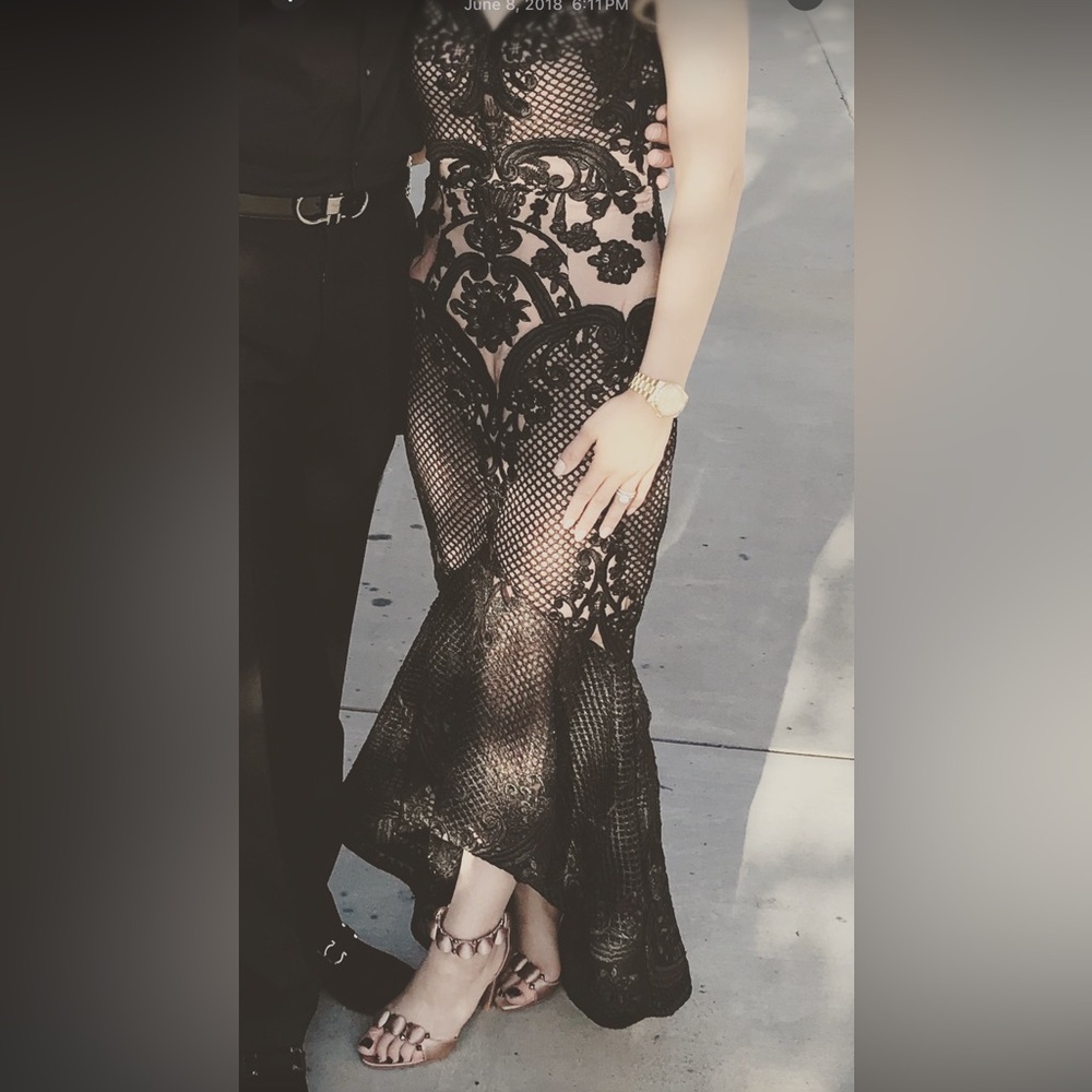 Bariano Australia Elegant Black Lace Evening Dress